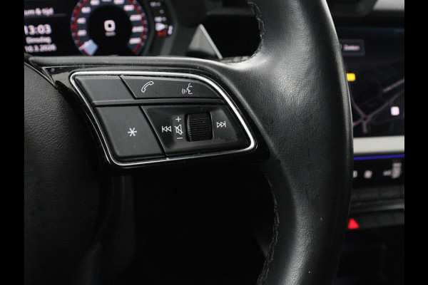 Audi A3 30 TFSI Business edition | Sportstoelen | Trekhaak | Carplay | 17'' | Navigatie | Virtual Cockpit | Full LED | Climate control | Parkeerhulp | Bluetooth | Cruise control