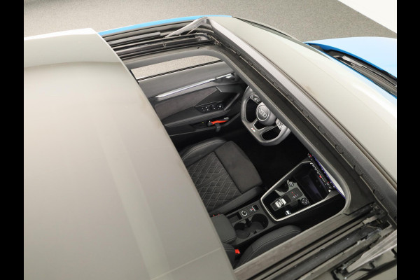 Audi A3 Sportback 35 TFSI S edition 150pk | Panoramadak | Stoelverwarming | Matrix led verlichting | Leder -/ Alcantara bekleding | Verlengde garantie