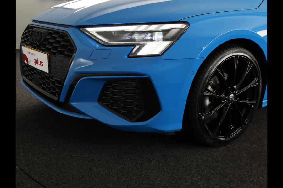Audi A3 Sportback 35 TFSI S edition 150pk | Panoramadak | Stoelverwarming | Matrix led verlichting | Leder -/ Alcantara bekleding | Verlengde garantie