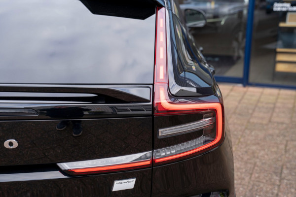 Volvo C40 Recharge Core 69 kWh|Prijs rijklaar incl. 12 mnd garantie|LMV DAB Carplay Camera PDC Panodak