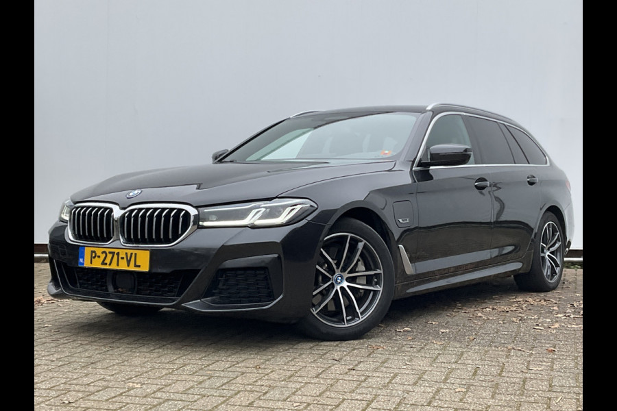 BMW 5 Serie Touring 530e M-Sport Leer Memory Laser Adapt.Cr Sfeer PHEV Business Edition Plus Plug-in