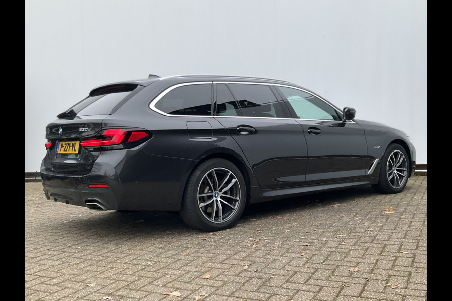 BMW 5 Serie Touring 530e M-Sport Leer Memory Laser Adapt.Cr Sfeer PHEV Business Edition Plus Plug-in