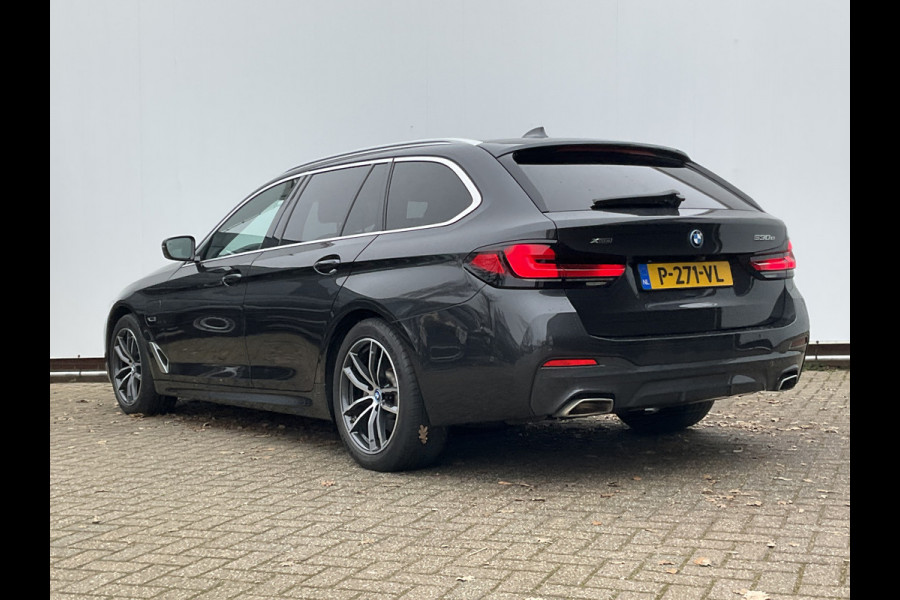 BMW 5 Serie Touring 530e M-Sport Leer Memory Laser Adapt.Cr Sfeer PHEV Business Edition Plus Plug-in
