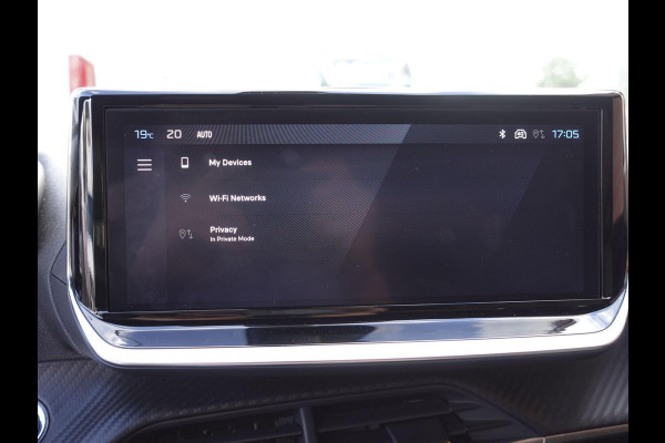 Peugeot 2008 1.2 PureTech 130pk Automaat Allure | DEMO ! | Navigatie | Apple Carplay/Android Auto | 360 camera | Parkeersensoren | Blind Spot Assist | Adaptive Cruise Control | Stoelverwarming | Getinte ramen | Climate Control