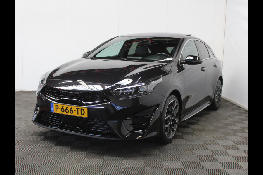 Kia ProCeed 1.5 T-GDi GT-Line CAMERA | CARPLAY | CLIMATE | STOEL/STUUR VERW | LED | LMV17 | 1/2LEER | NAVI | PANODAK | ADAP.CRUISE | ELEC.A.