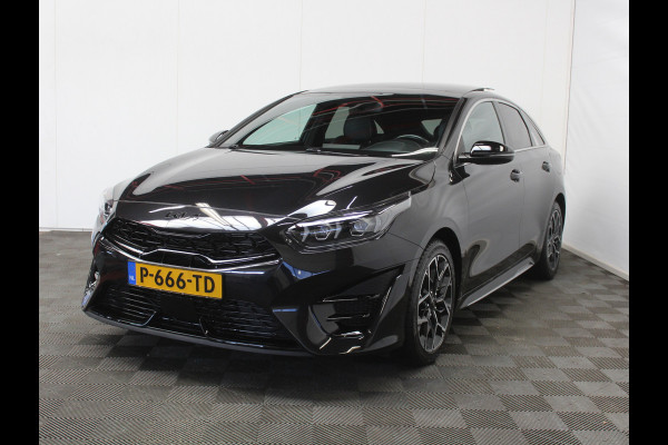 Kia ProCeed 1.5 T-GDi GT-Line CAMERA | CARPLAY | CLIMATE | STOEL/STUUR VERW | LED | LMV17 | 1/2LEER | NAVI | PANODAK | ADAP.CRUISE | ELEC.A.