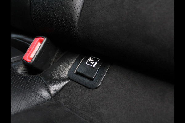 Kia ProCeed 1.5 T-GDi GT-Line CAMERA | CARPLAY | CLIMATE | STOEL/STUUR VERW | LED | LMV17 | 1/2LEER | NAVI | PANODAK | ADAP.CRUISE | ELEC.A.