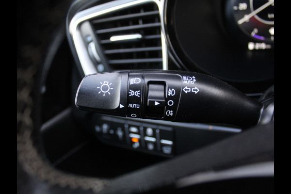 Kia ProCeed 1.5 T-GDi GT-Line CAMERA | CARPLAY | CLIMATE | STOEL/STUUR VERW | LED | LMV17 | 1/2LEER | NAVI | PANODAK | ADAP.CRUISE | ELEC.A.