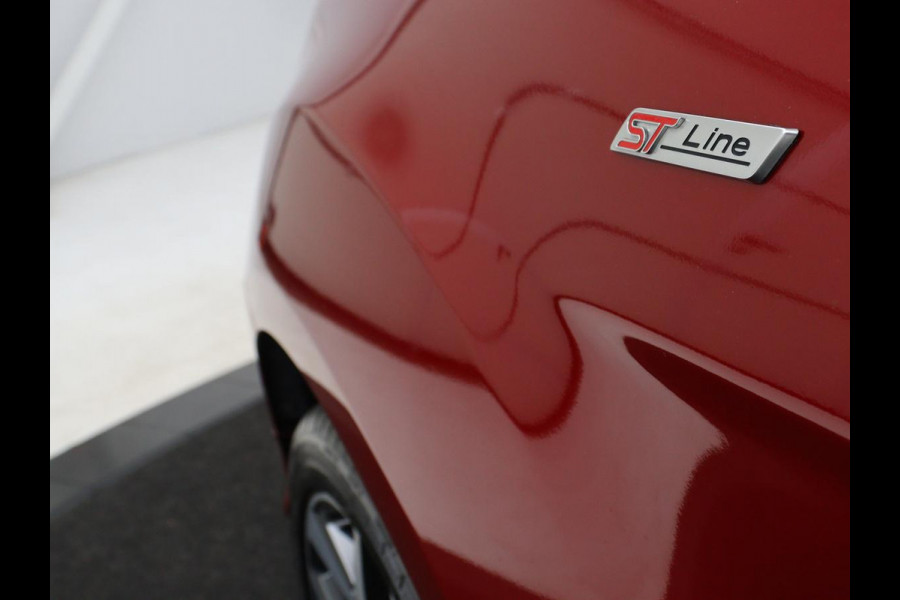 Ford EcoSport 1.0 EcoBoost ST-Line | Stoel & stuurverwarming | Camera | Leder/Alcantara | Navigatie | Dodehoek detectie | Keyless | Climate control | Parkeerhulp | Cruise control | Bluetooth
