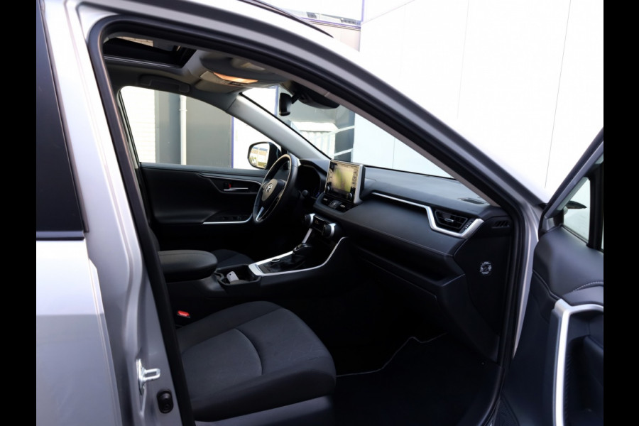 Toyota RAV4 2.5 Hybrid AWD Dynamic | Panoramadak | Elektrische Achterklep |