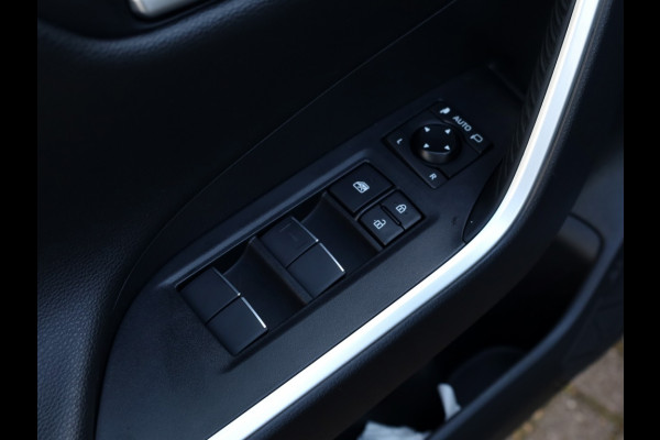 Toyota RAV4 2.5 Hybrid AWD Dynamic | Panoramadak | Elektrische Achterklep |