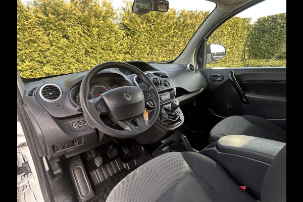 Renault Kangoo 1.2 TCe 115 PK BENZINE !! / BPM VRIJ / L1H1 / 43.891 KM !! / 1e EIG. / TREKHAAK / CAMERA / AIRCO / CRUISE / NAVI