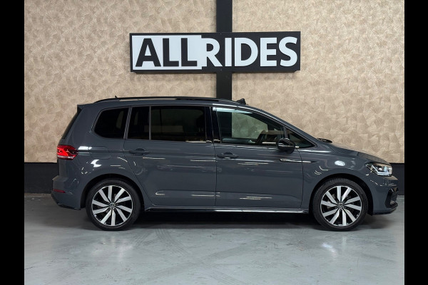 Volkswagen Touran 1.4 TSI Highline Business R 7p | Pano | Trekhaak | Stoel/Stuur verwarming | Camera | Carplay