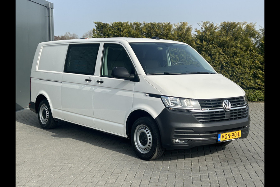 Volkswagen Transporter 2.0 TDI 150 PK 4-MOTION 6.1 / L2H1 / 1e EIG. / 4x4 / TREKHAAK / ACHTERKLEP / INRICHTING / AIRCO / CRUISE / NAVI / APPLE CARPLAY