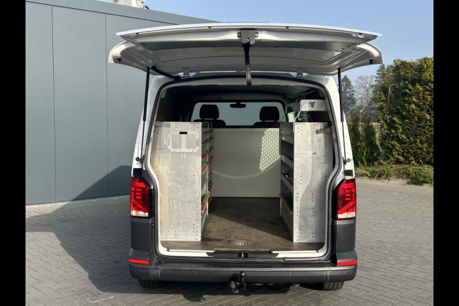 Volkswagen Transporter 2.0 TDI 150 PK 4-MOTION 6.1 / L2H1 / 1e EIG. / 4x4 / TREKHAAK / ACHTERKLEP / INRICHTING / AIRCO / CRUISE / NAVI / APPLE CARPLAY