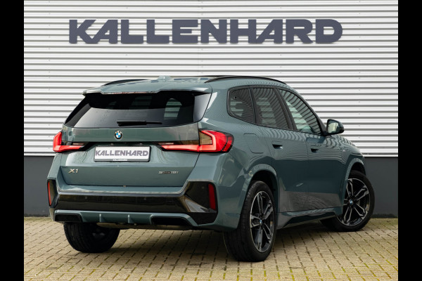 BMW X1 sDrive18i M-Sport - Pano - Trekhaak - Memoryzetel - Harman Kardon