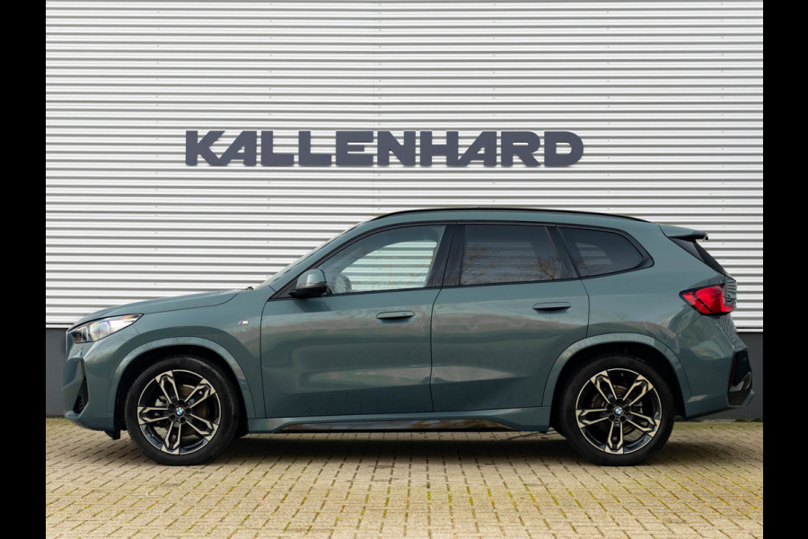 BMW X1 sDrive18i M-Sport - Pano - Trekhaak - Memoryzetel - Harman Kardon