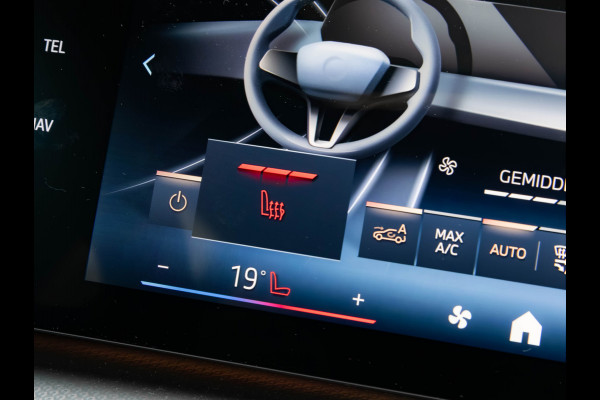 BMW X1 sDrive18i M-Sport - Pano - Trekhaak - Memoryzetel - Harman Kardon