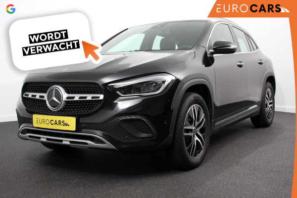 Mercedes-Benz GLA 200 163pk DCT Premium Plus | Navigatie | Parkeersensoren | Camera | Elektrische achterklep | Elektrisch Panorama dak | Cruise Control | Virtual Cockpit | Stoelverwarming | Sfeerverlichting | Climate Control