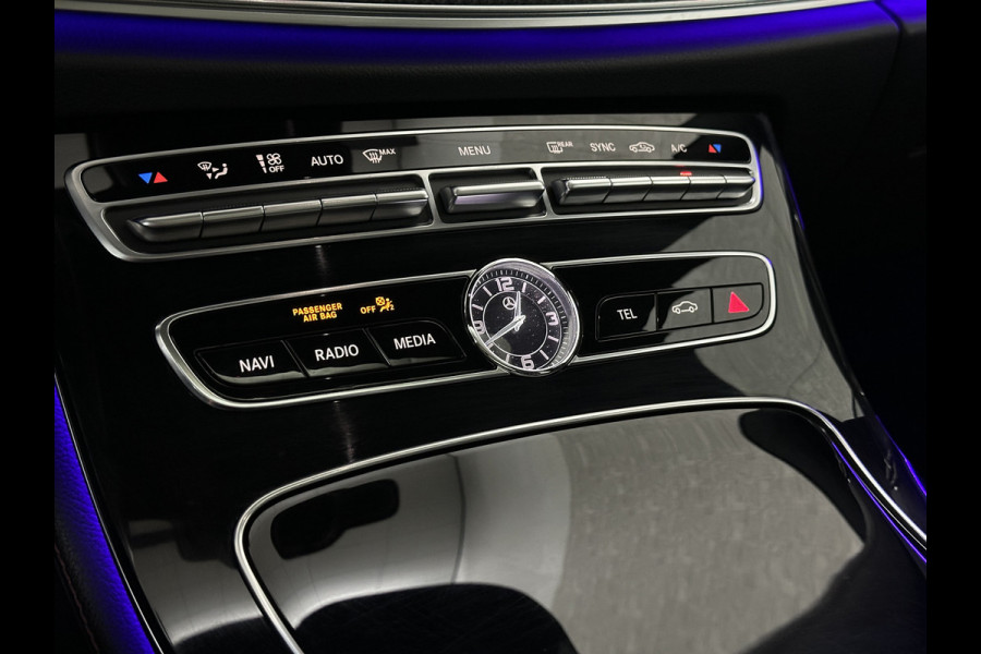 Mercedes-Benz E-Klasse Estate 53 AMG 4MATIC | Luchtvering | Carbon | 360 View | Burmester | Panorama | Distronic+ | Memory | Multibeam-LED | Luchtvering | Leder | Widescreen | Trekhaak | Sfeerverlichting | Night-Pakket | 20'' | Carplay | Stoelverwarming |