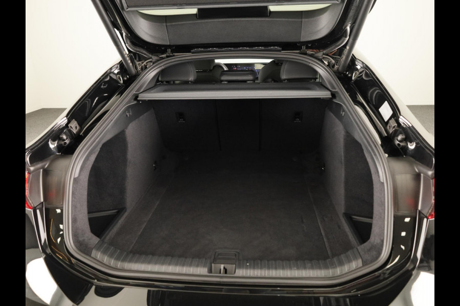 Audi A6 Sportback e-tron S edition performance 100 kWh Lederen bekleding | Verwarmbare voorstoelen | 21 inch Lichtmetalen velgen | Matrix led verlichting