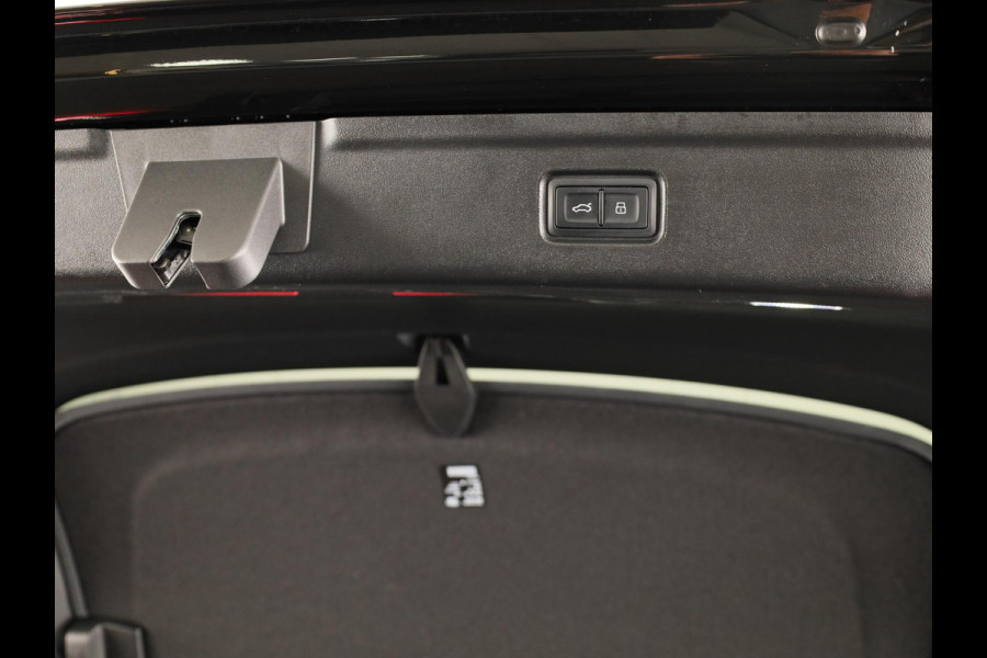 Audi A6 Sportback e-tron S edition performance 100 kWh Lederen bekleding | Verwarmbare voorstoelen | 21 inch Lichtmetalen velgen | Matrix led verlichting