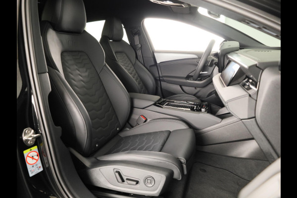Audi A6 Sportback e-tron S edition performance 100 kWh Lederen bekleding | Verwarmbare voorstoelen | 21 inch Lichtmetalen velgen | Matrix led verlichting