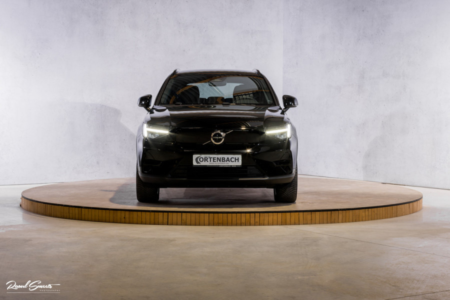 Volvo XC40 Recharge Plus | Adaptieve cruise | Blis | 19 Inch | Full LED |