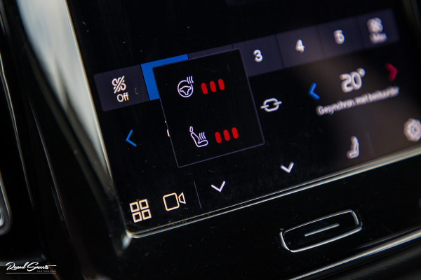 Volvo XC40 Recharge Plus | Adaptieve cruise | Blis | 19 Inch | Full LED |