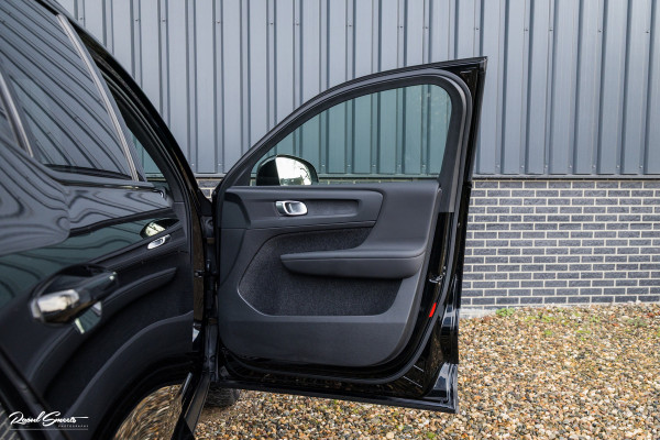 Volvo XC40 Recharge Plus | Adaptieve cruise | Blis | 19 Inch | Full LED |