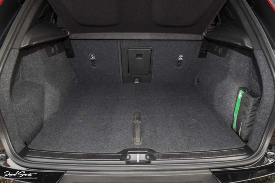 Volvo XC40 Recharge Plus | Adaptieve cruise | Blis | 19 Inch | Full LED |