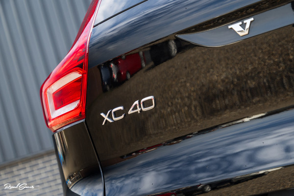 Volvo XC40 Recharge Plus | Adaptieve cruise | Blis | 19 Inch | Full LED |