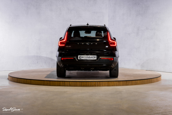 Volvo XC40 Recharge Plus | Adaptieve cruise | Blis | 19 Inch | Full LED |