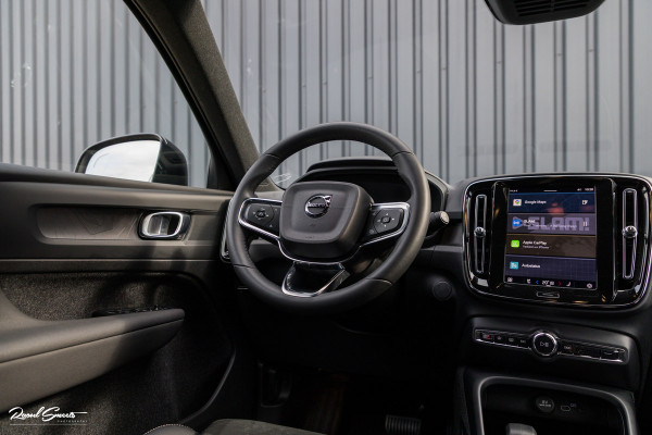 Volvo XC40 Recharge Plus | Adaptieve cruise | Blis | 19 Inch | Full LED |