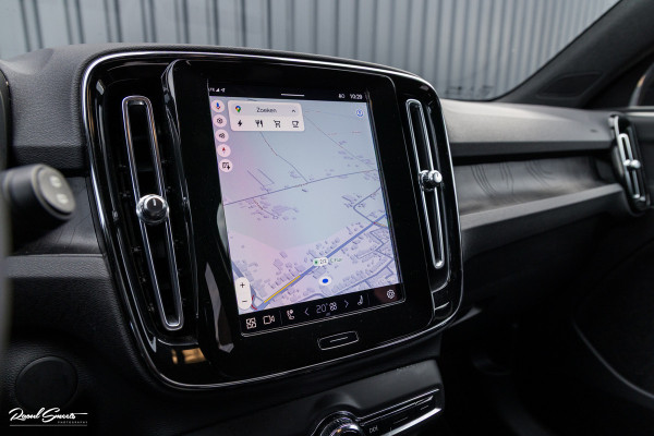 Volvo XC40 Recharge Plus | Adaptieve cruise | Blis | 19 Inch | Full LED |