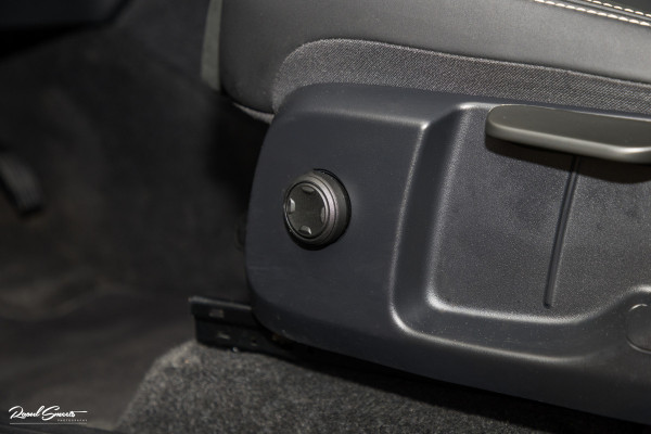 Volvo XC40 Recharge Plus | Adaptieve cruise | Blis | 19 Inch | Full LED |