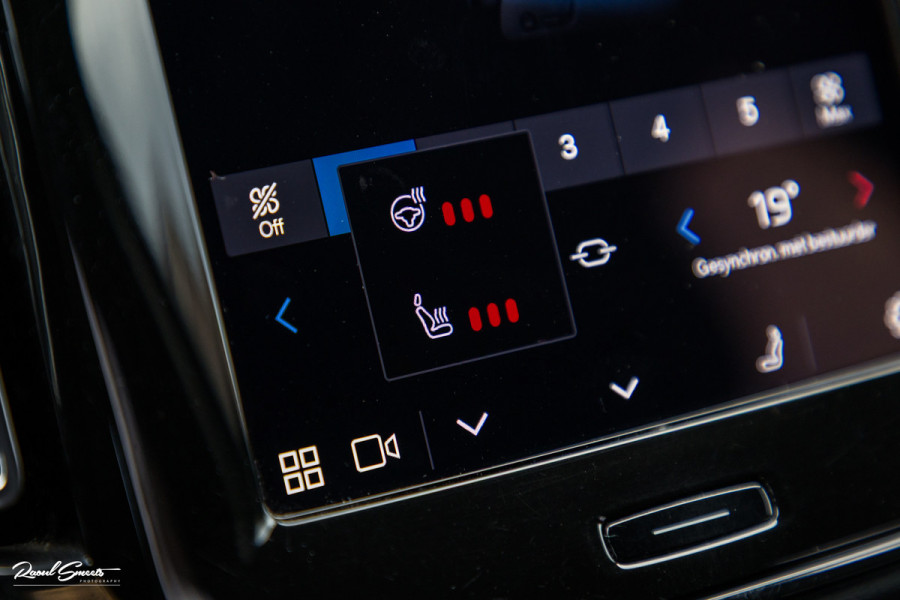 Volvo XC40 Recharge Plus | Adaptieve cruise | Blis | 19 Inch | Full LED |