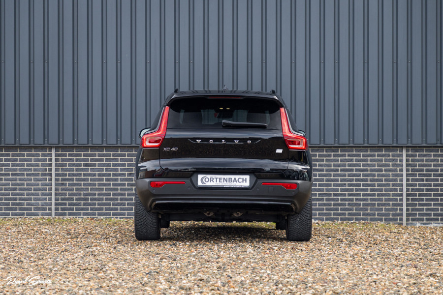 Volvo XC40 Recharge Plus | Adaptieve cruise | Blis | 19 Inch | Full LED |