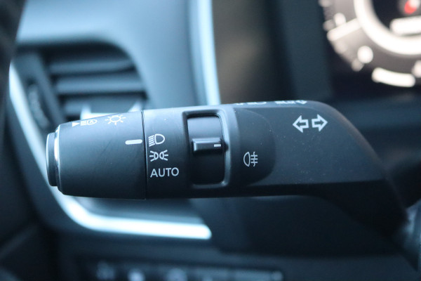 Nissan QASHQAI 1.3DIG-T MHEV 158PK Automaat N-Connecta Panoramadak/Winter-pack/Elektr.-klep/Head-Up/Adapt.-cruise