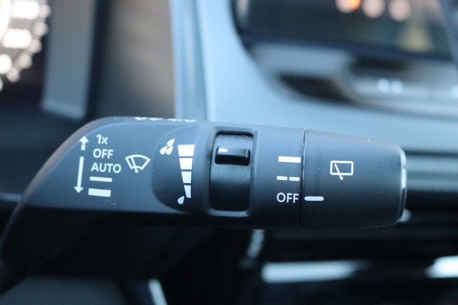 Nissan QASHQAI 1.3DIG-T MHEV 158PK Automaat N-Connecta Panoramadak/Winter-pack/Elektr.-klep/Head-Up/Adapt.-cruise