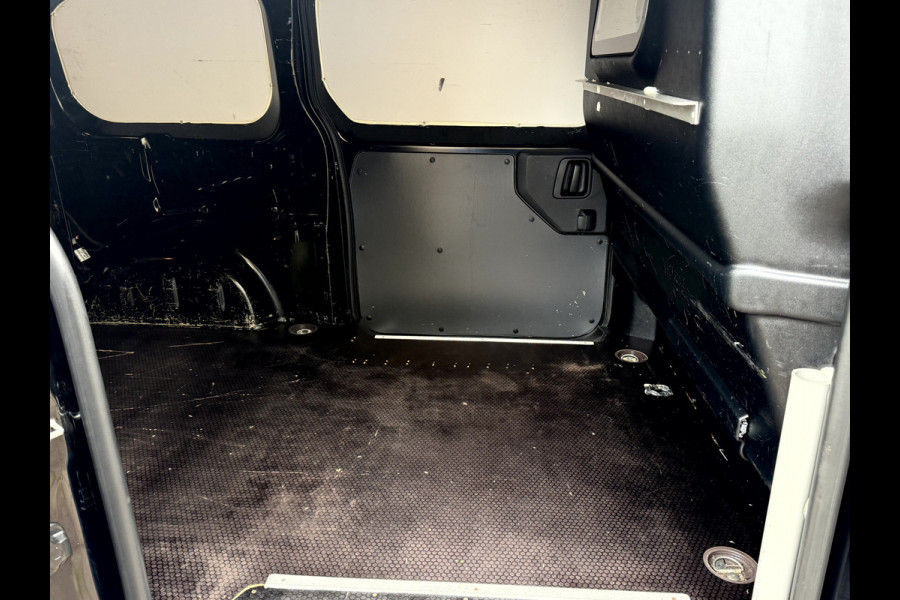 Peugeot e-Expert Standard Pro 75 kWh SOH 97%, 2x Schuifdeur, Camera, Stoelverwarming