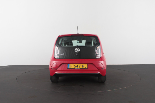 Volkswagen up! 1.0 BMT move Cruise control/15 inch velgen/parkeersensor...