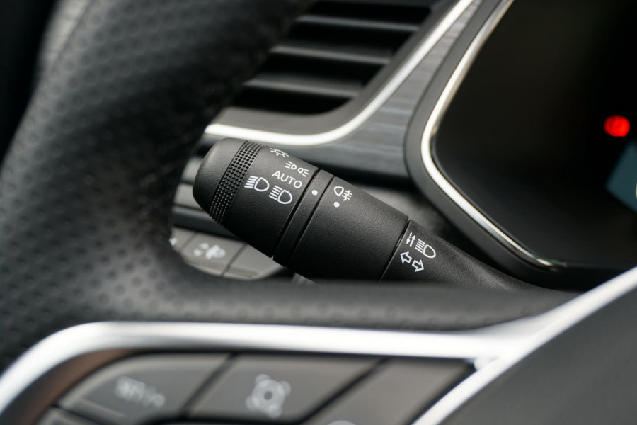 Mitsubishi ASX 1.8 HEV AT Instyle + 360 CAMERA / PANODAK / HARMAN KARDON