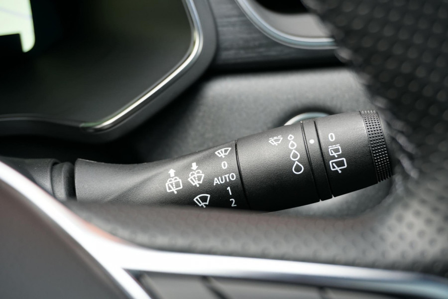 Mitsubishi ASX 1.8 HEV AT Instyle + 360 CAMERA / PANODAK / HARMAN KARDON