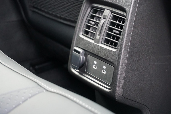 Mitsubishi ASX 1.8 HEV AT Instyle + 360 CAMERA / PANODAK / HARMAN KARDON