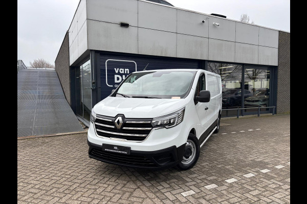 Renault Trafic T30 L2H1 150PK AUTOMAAT RED EDITION LED AIRCO CRUISE CONTROL CAMERA NAVIGATIE CARPLAY TREKHAAK