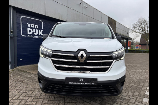 Renault Trafic T30 L2H1 150PK AUTOMAAT RED EDITION LED AIRCO CRUISE CONTROL CAMERA NAVIGATIE CARPLAY TREKHAAK