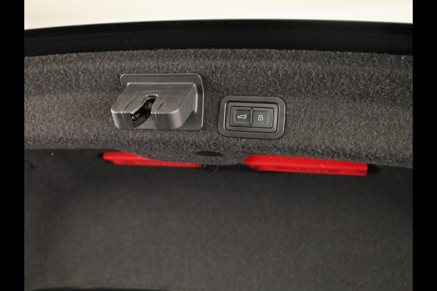 Audi A6 Limousine 50 TFSI e quattro S edition 299pk | Panoramadak  Lederen bekleding | 360° Camera | Elektrisch verstelbare voorstoelen