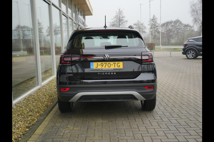 Volkswagen T-Cross 1.0 TSI Life Business | Climate | Stoelverwarming | Draadloze telefoonlader |