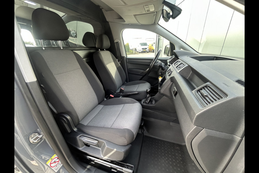 Volkswagen Caddy 2.0 TDI 102 PK HIGHLINE / L1H1 / 1e EIGENAAR / AIRCO / CRUISE / VOORRUITVERW / NAVI / APPLE CARPLAY